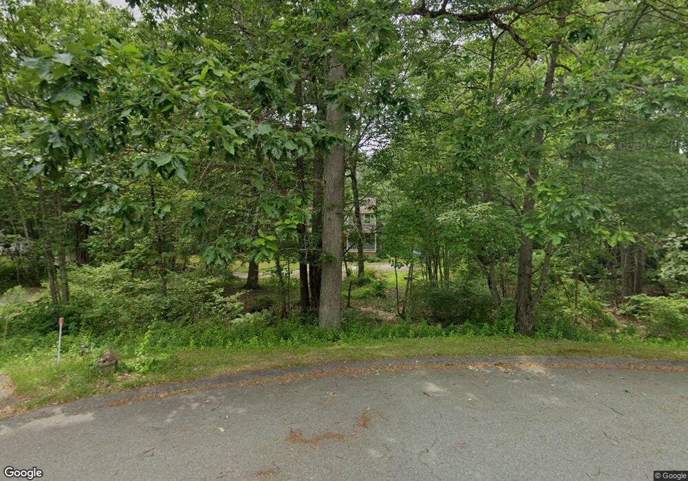 5 Josiah Dr, Litchfield, NH 03052 - photo 1