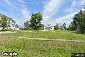 207 E North St, Edina, MO 63537