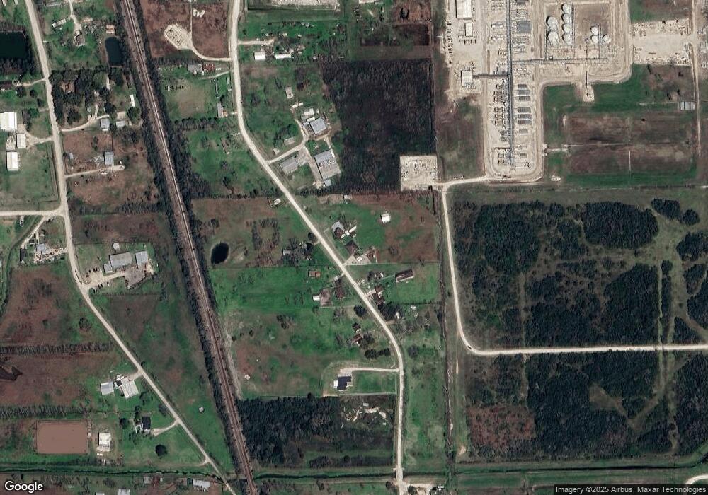 19115 Ramirez Rd, Alvin, TX 77511 - photo 1