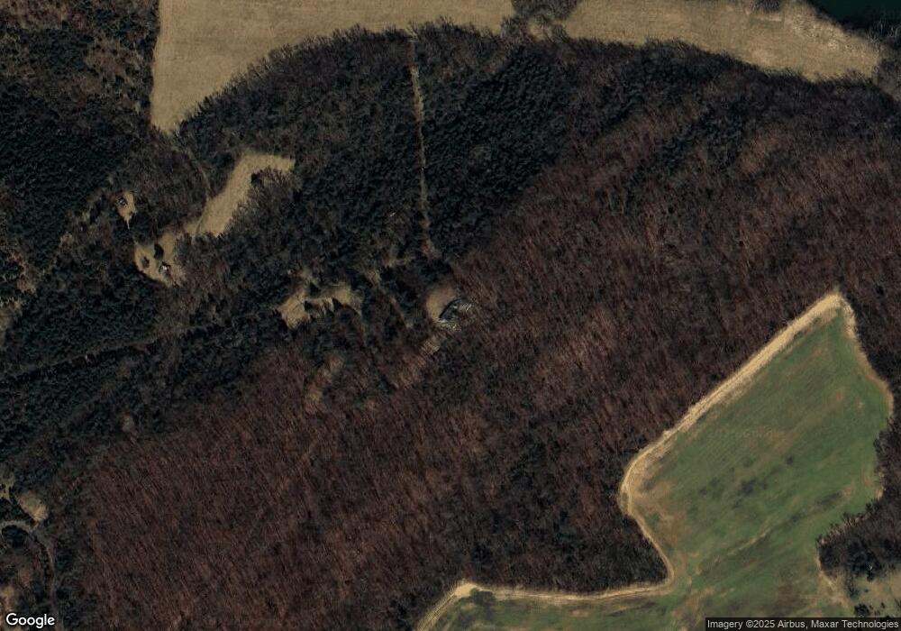 326 Thunderbird Rd, Bentonville, VA 22610 - photo 1