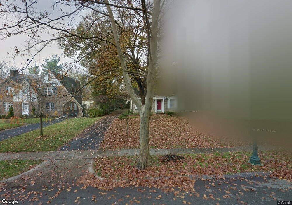 361 Northview Dr, Columbus, OH 43209 - photo 1