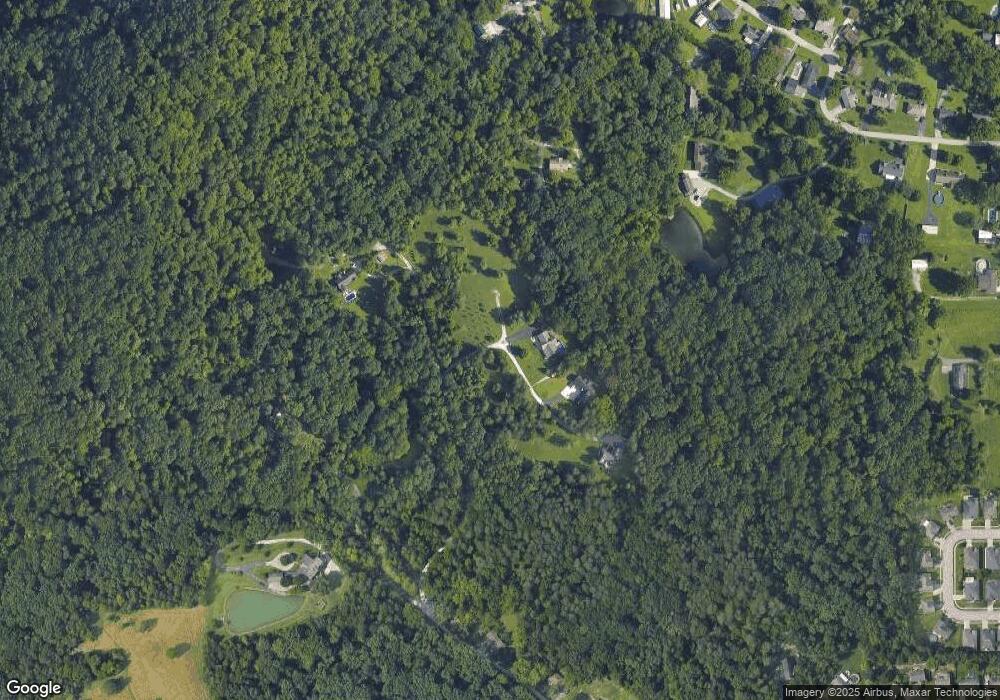 621 Mills Ln, New Albany, IN 47150 - photo 1