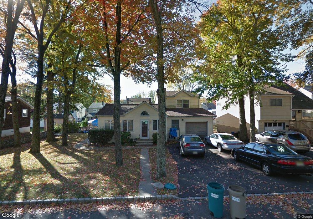 47 Beechwood Ave, Lake Hiawatha, NJ 07034 - photo 1