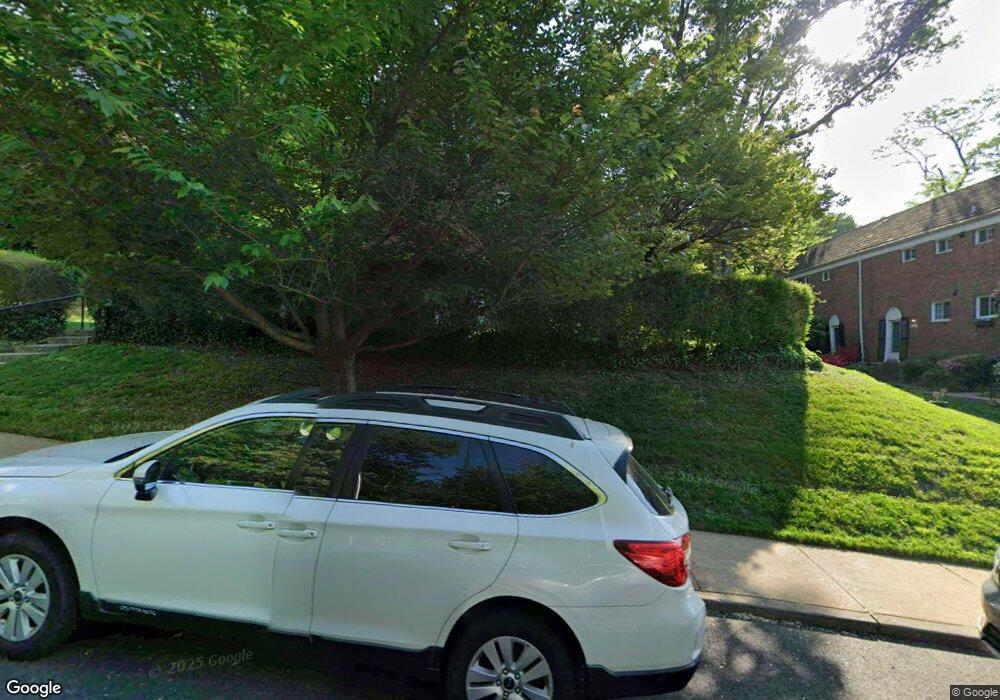 3524 Gunston Rd unit 715-35, Alexandria, VA 22302 - photo 1