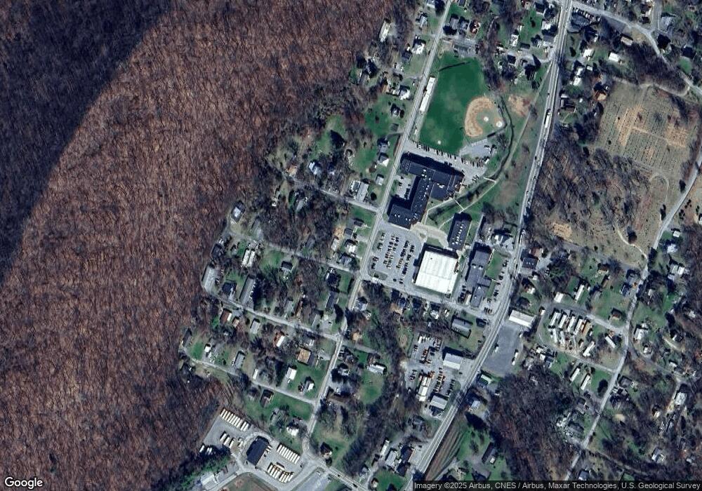 232 Concord Ave, Berkeley Springs, WV 25411 - photo 1