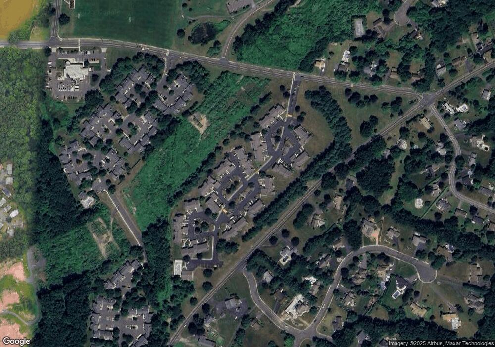 708 Summer Hill Dr, South Windsor, CT 06074 - photo 1