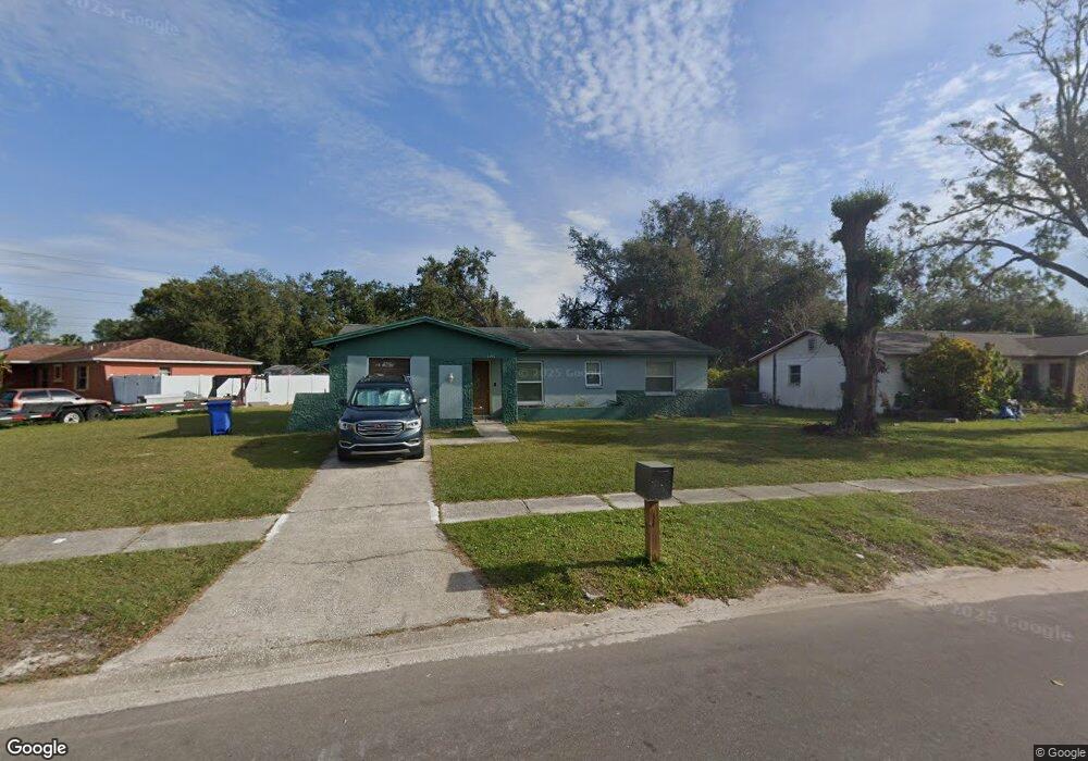 8628 Fish Lake Rd, Tampa, FL 33619 - photo 1