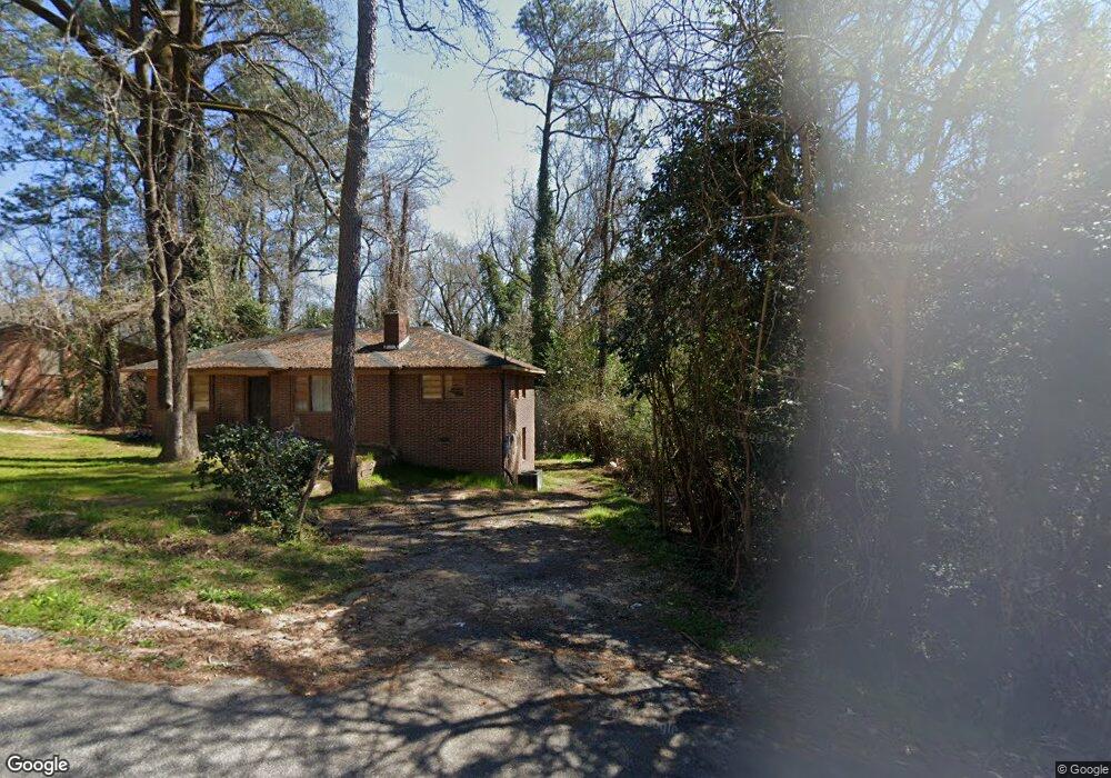 2021 Bayswater Rd, Macon, GA 31211 - photo 1