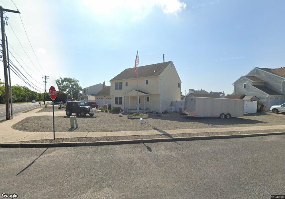 51 Yardarm Ct, Bayville, NJ 08721 - photo 1