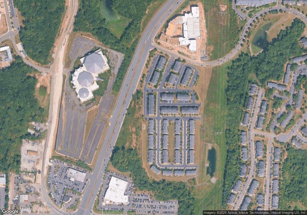 15569 John Diskin Cir, Woodbridge, VA 22191 - photo 1