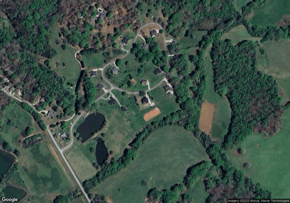 220 Lakewood Cove Dr, Demorest, GA 30535 - photo 1