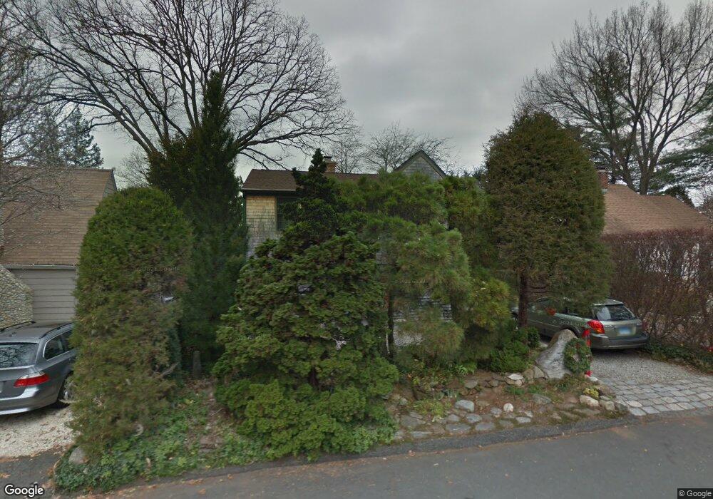 10 Crest Rd, Norwalk, CT 06853 - photo 1