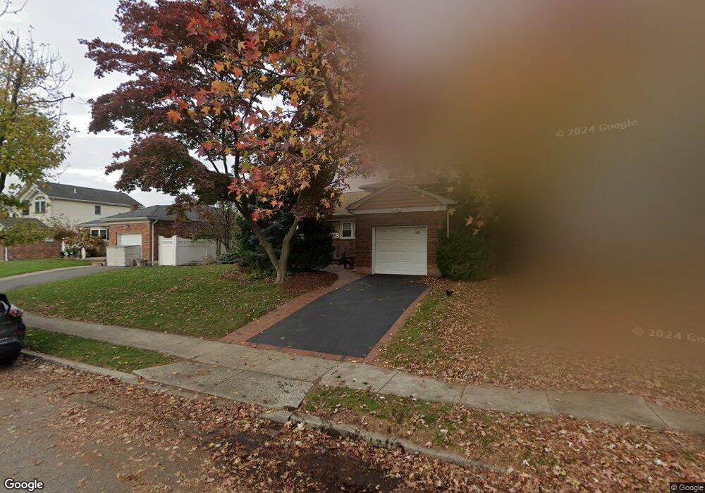 1578 Kew Ave, Hewlett, NY 11557 - photo 1