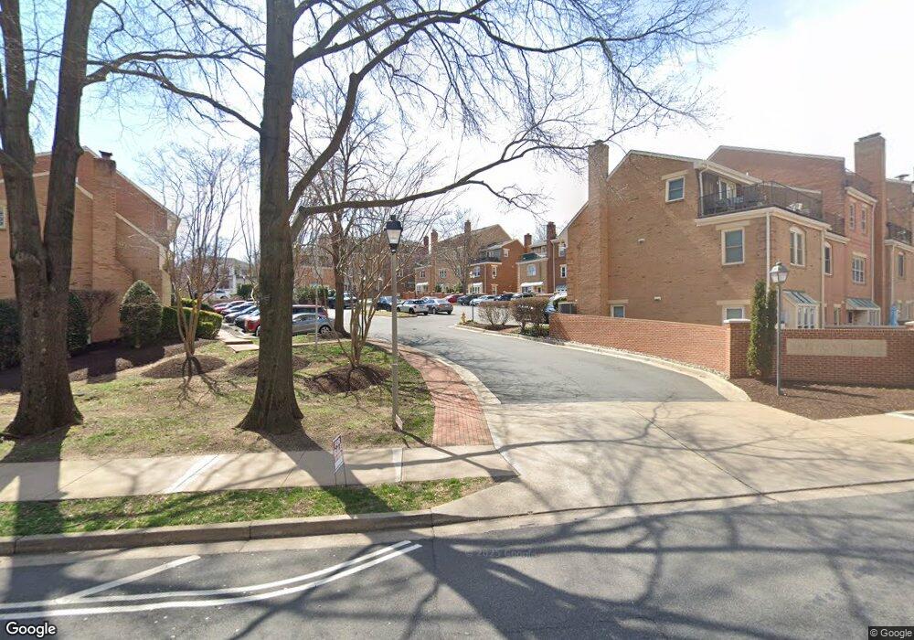 2524 Fairfax Dr unit 8 B II, Arlington, VA 22201 - photo 1