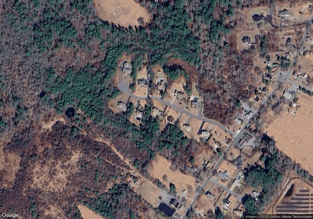 18 Evergreen Dr, Acushnet, MA 02743 - photo 1