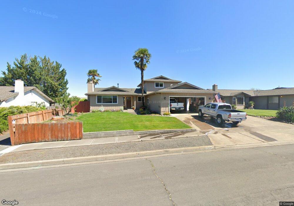 2327 Amaryllis Ave, Medford, OR 97504 - photo 1