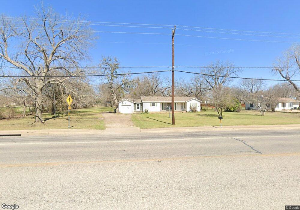 1002 Country Club Rd, Cleburne, TX 76033 - photo 1