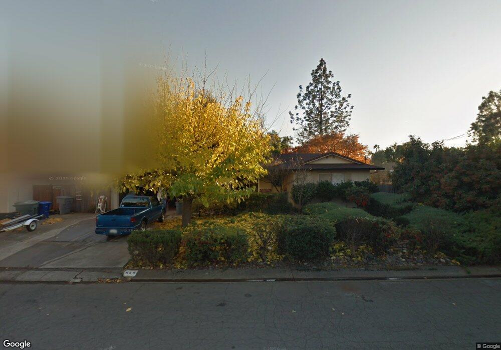 559 Dee Ct, Redding, CA 96002 - photo 1