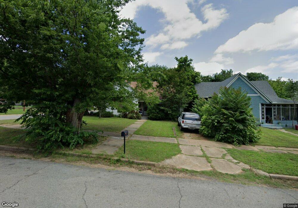 931 W Nelson St, Denison, TX 75020 - photo 1