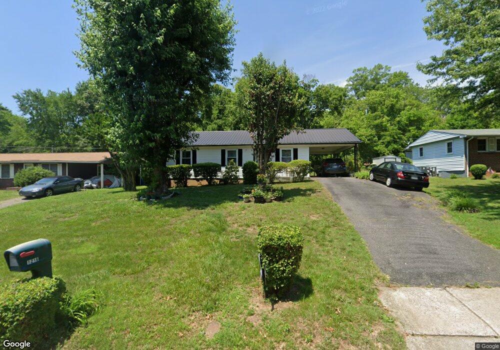 1216 Suncrest Ave, Statesville, NC 28677 - photo 1