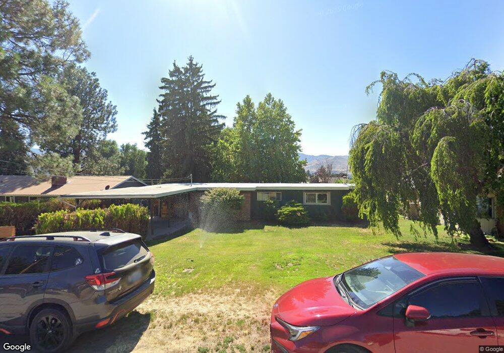 1126 N Denis Ct, East Wenatchee, WA 98802 - photo 1