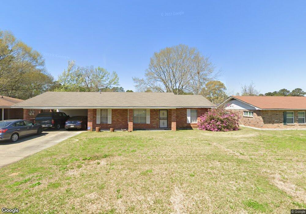 511 Maxine Ave, McComb, MS 39648 - photo 1