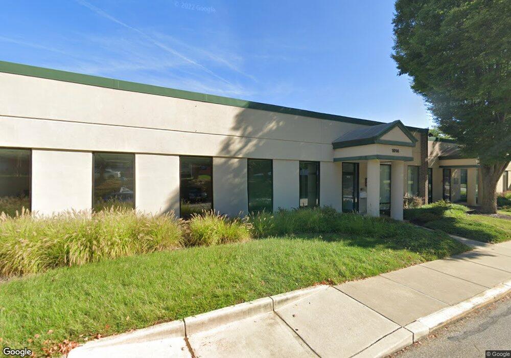 1010 Cromwell Bridge Rd, Baltimore, MD 21286 - photo 1