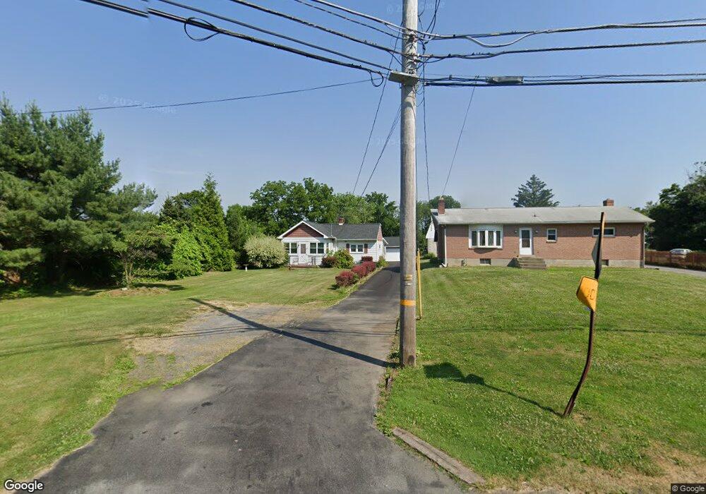 5253 Cetronia Rd, Allentown, PA 18106 - photo 1