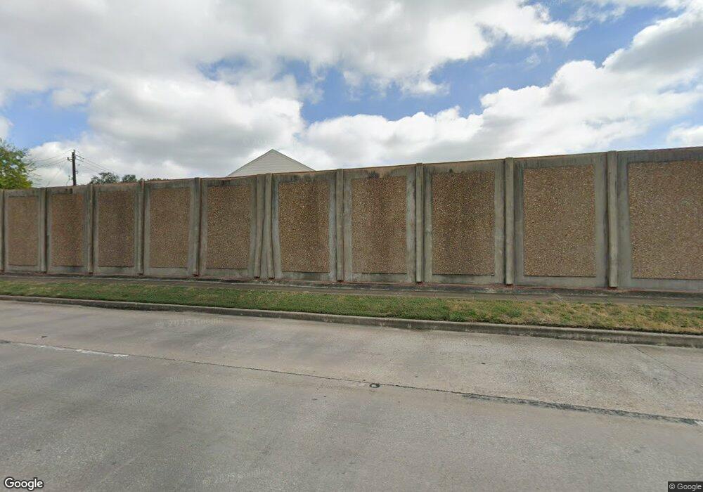 10384 Longmont Dr unit 51/7, Houston, TX 77042 - photo 1