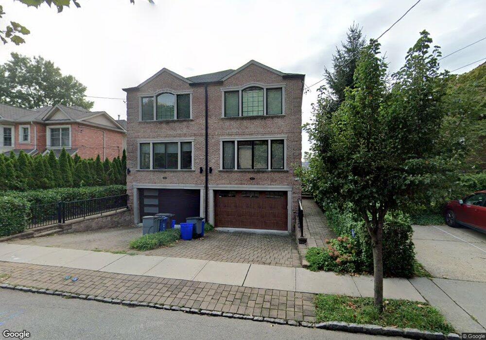 63 Edgewater Place unit 1, Edgewater, NJ 07020 - photo 1