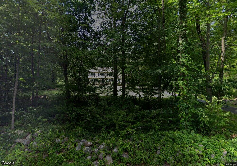 81 Pocahontas Rd, Redding, CT 06896 - photo 1