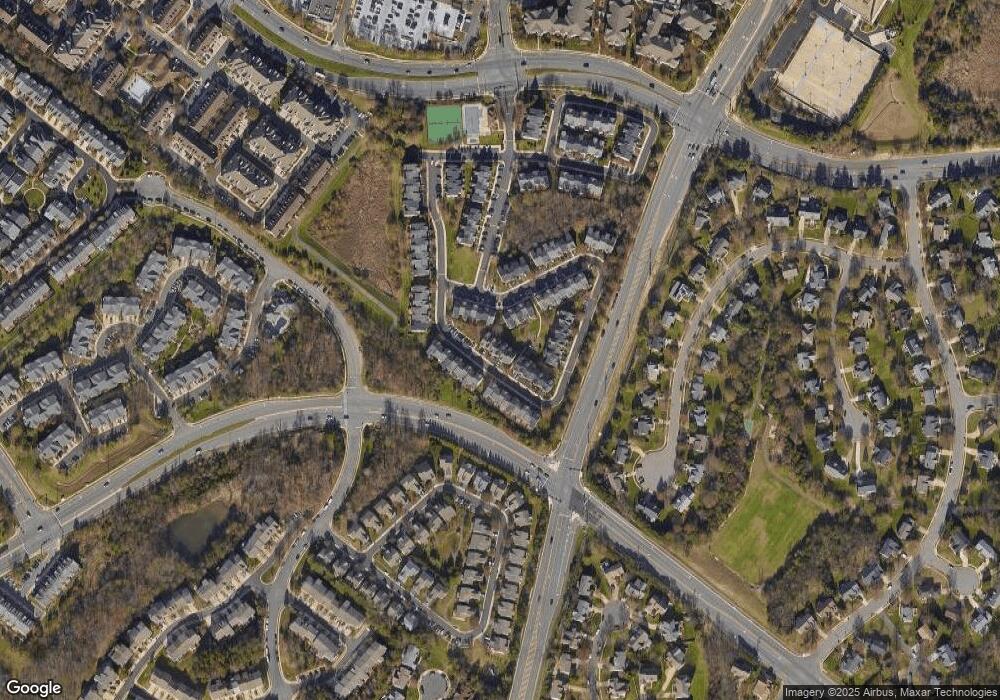 13015 Park Crescent Cir, Herndon, VA 20171 - photo 1