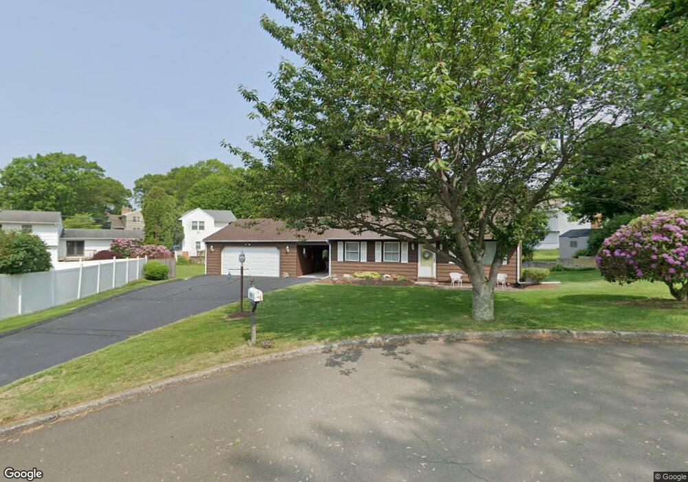 25 Cameo Ct, Stratford, CT 06614 - photo 1