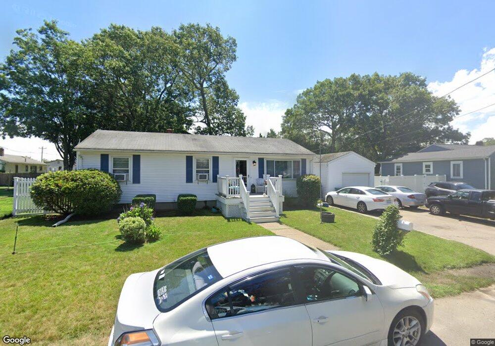 10 Burgess Dr, Warwick, RI 02886 - photo 1