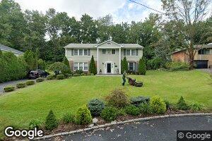 120 Lord Kitchner Rd, New Rochelle, NY 10804