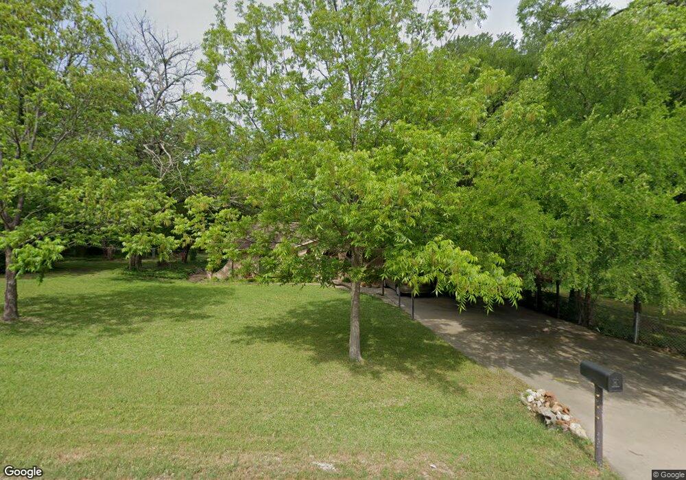 1516 Red Oak Cir, Azle, TX 76020 - photo 1