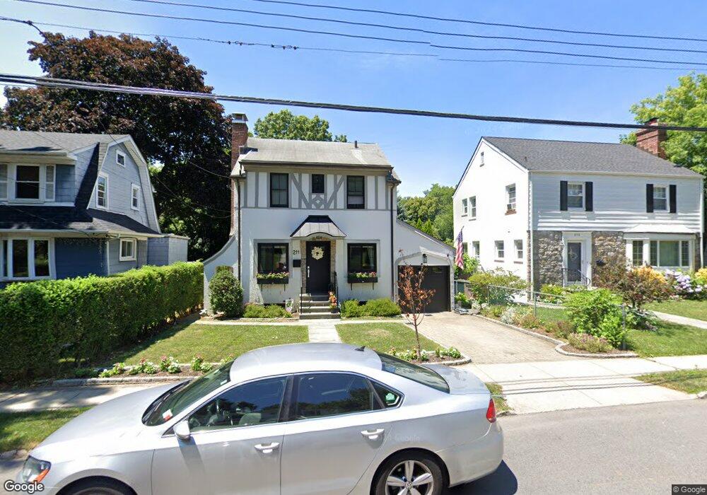 211 Dante Ave, Tuckahoe, NY 10707 - photo 1