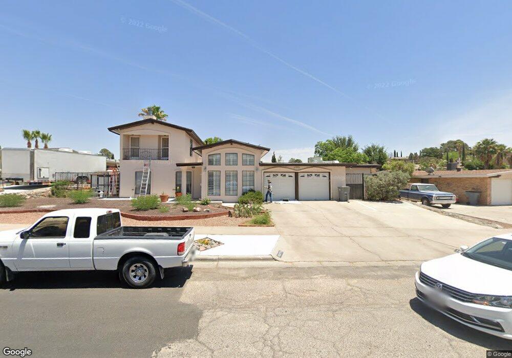 10849 Sombra Verde Dr, El Paso, TX 79935 - photo 1