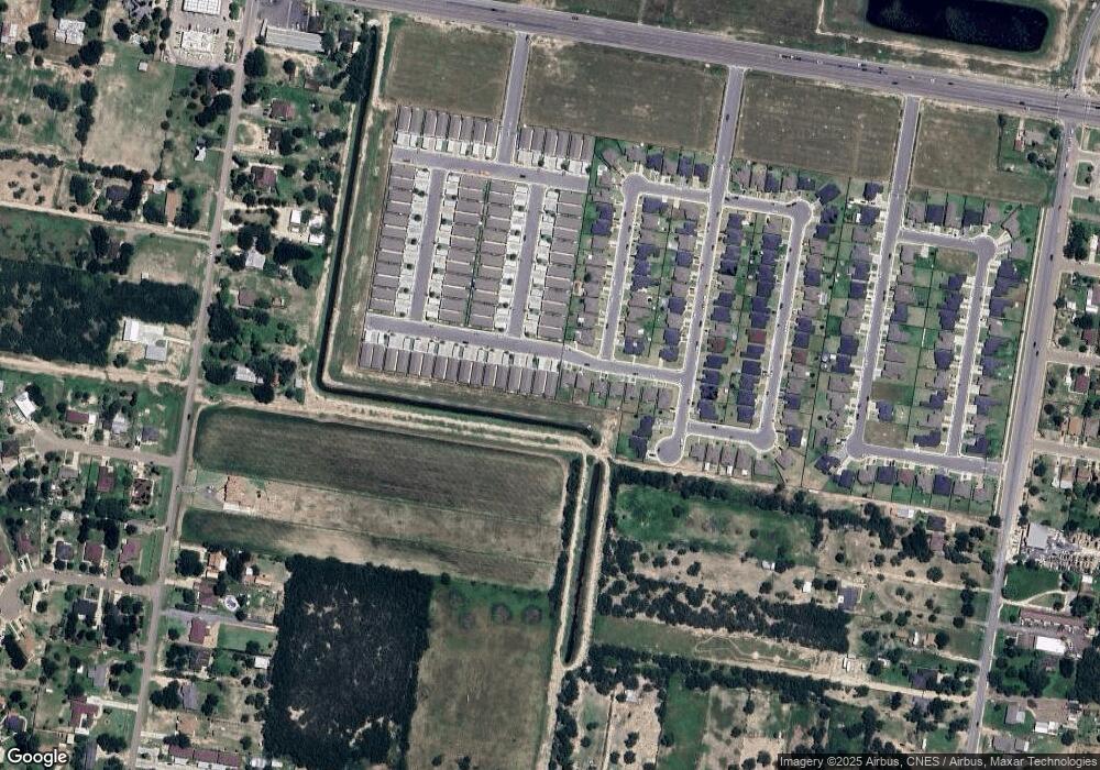 2010 Summerland Ln unit 3, Edinburg, TX 78541 - photo 1