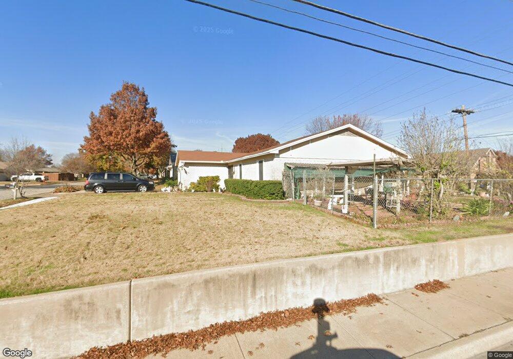 2900 Highgate Ln, Bedford, TX 76021 - photo 1