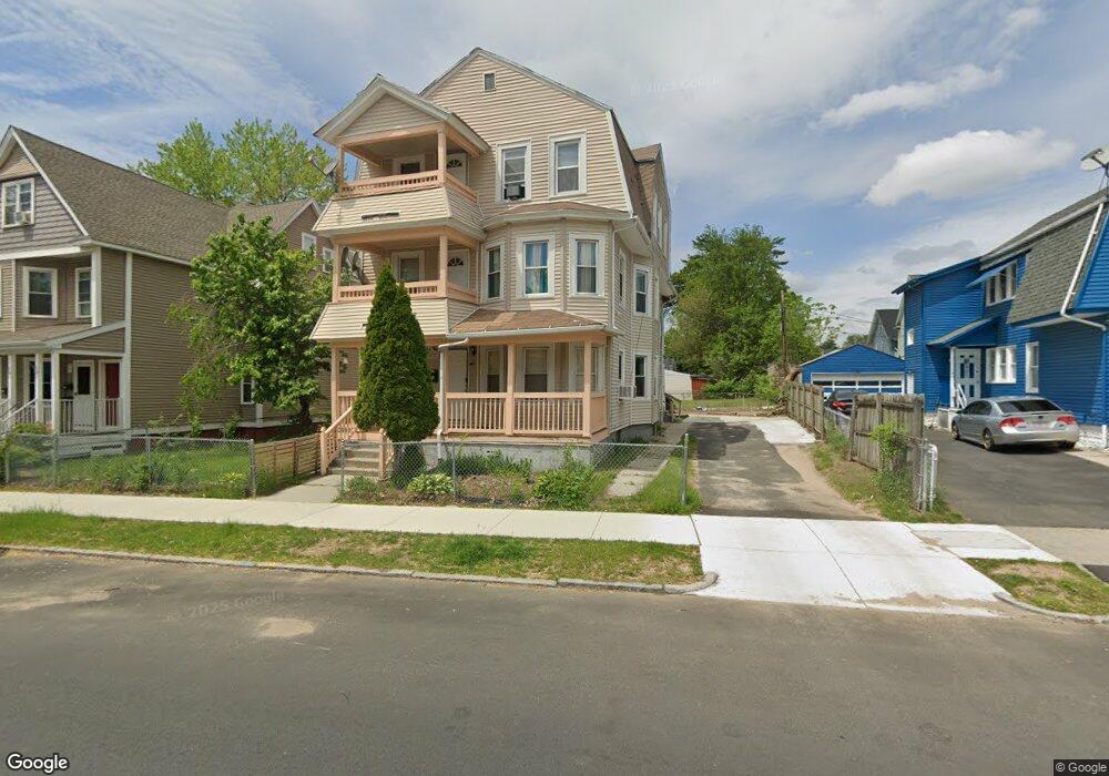 40-42 Acorn St, Springfield, MA 01109 - photo 1