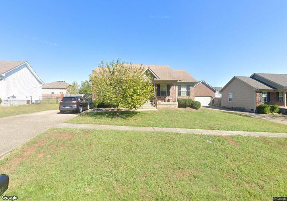 422 Gentry Ln, Mount Washington, KY 40047 - photo 1