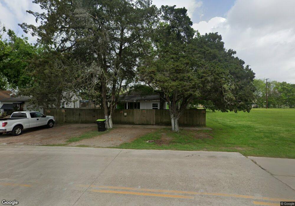 2809 6th St, Bay City, TX 77414 - photo 1