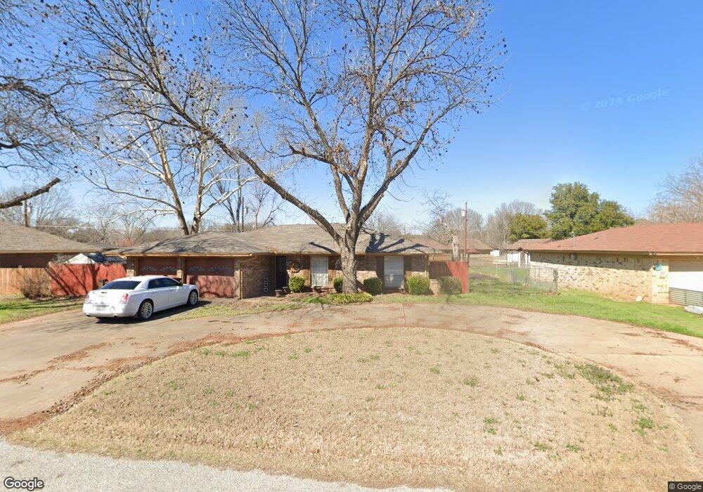 208 Casas Del Sur St, Granbury, TX 76049 - photo 1