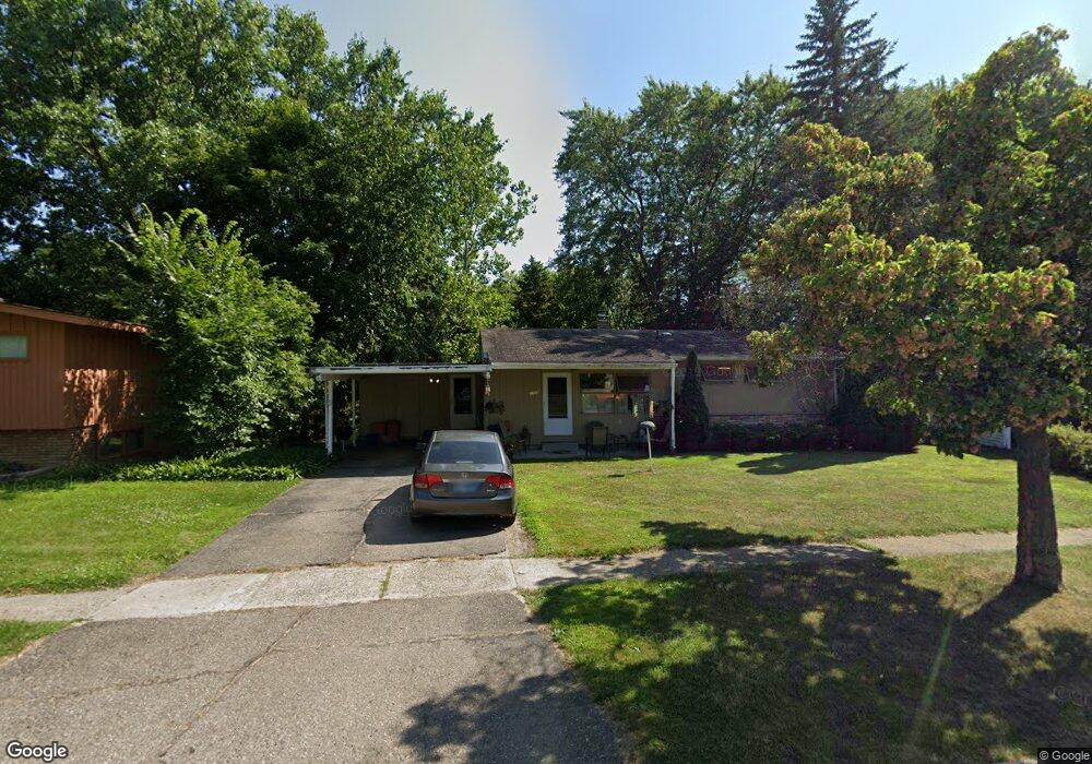 1709 Carmanbrook Pkwy, Flint, MI 48507 - photo 1