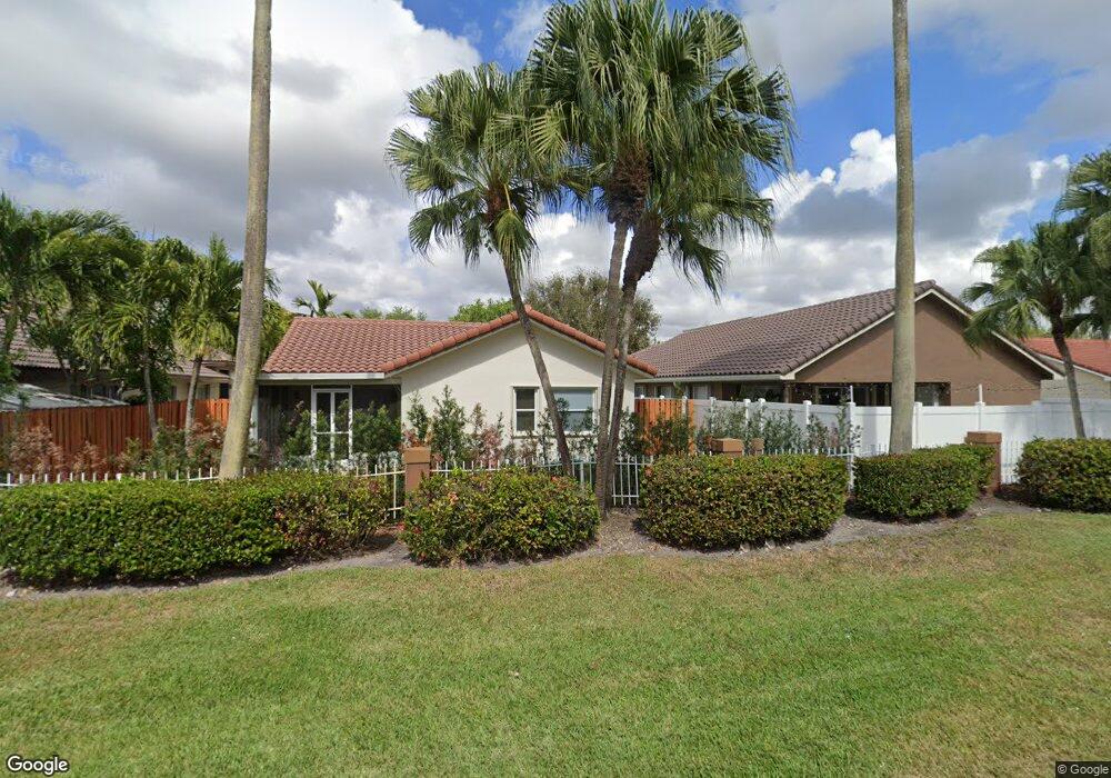 12535 SW 7th Place, Davie, FL 33325 - photo 1