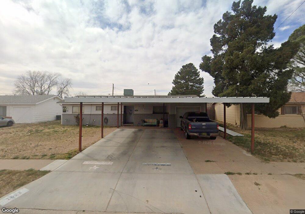 1622 N Grayson St, Hobbs, NM 88240 - photo 1