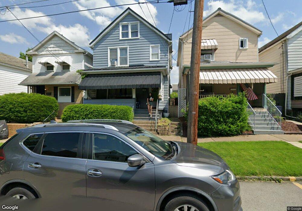 110 Lafayette St, Vandergrift, PA 15690 - photo 1