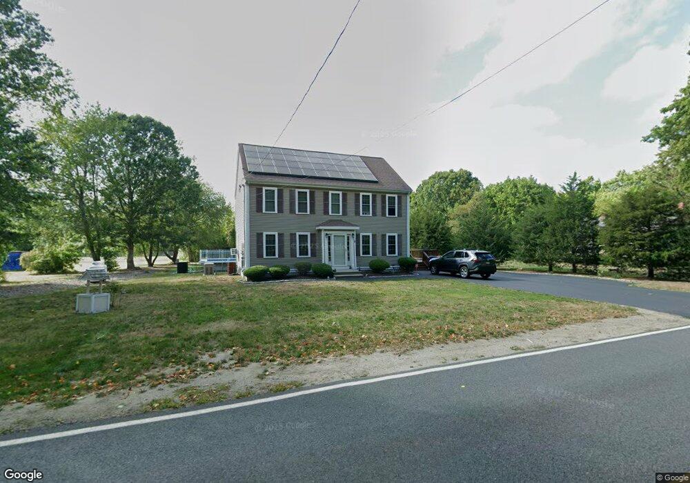 10 Green St, Carver, MA 02330 - photo 1