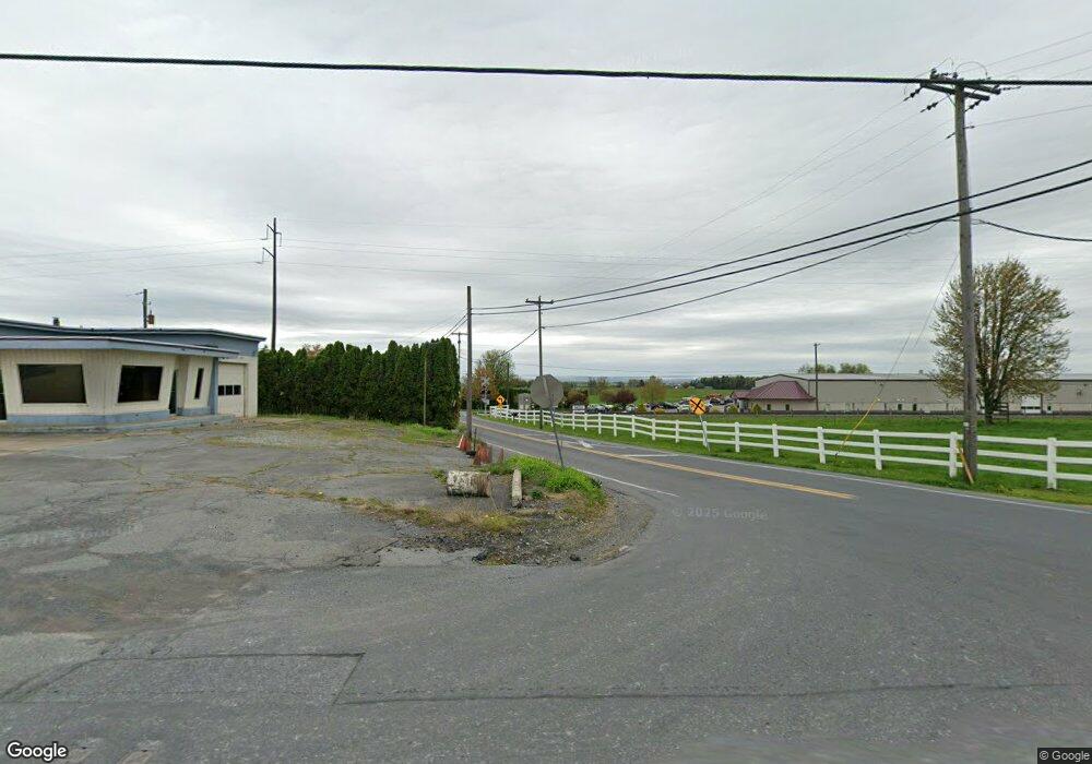 1070 W Main St, New Holland, PA 17557 - photo 1